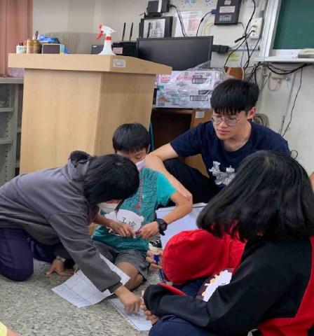 劉恆彬 - 營隊經驗