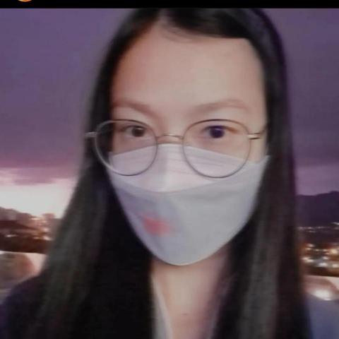 提供打工服務的專家簡郁容