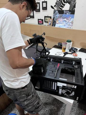 崛立數位工程 - 到府打造客製化電腦平臺