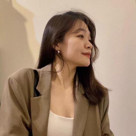 提供行銷策略分析服務的專家葉宓絨 Lily