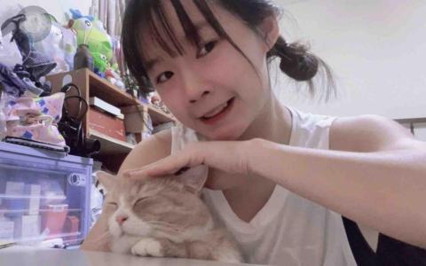 提供理髮刀服務的專家淳心 Mochi