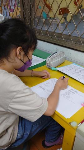 林慧雅 - 國小一對一數學（上課日常）