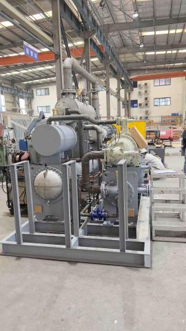 宏程冷凍空調機械 - co2熱泵機、生產120度帶壓熱水