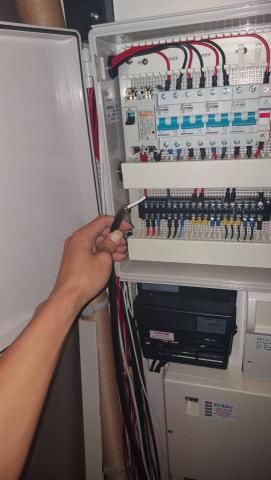 駿賢創新股份有限公司 - 室內配線