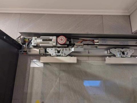 德國皇冠自動門機 - 