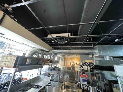 鴻至工程行 - 排油煙罩、排油煙管 鴻至工程行 - 排油煙罩、排油煙管