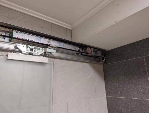 德國皇冠自動門機 - 