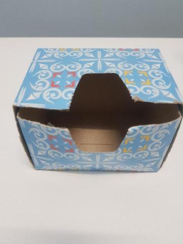 楊雅婷 - 衛生紙盒創作改造收納盒