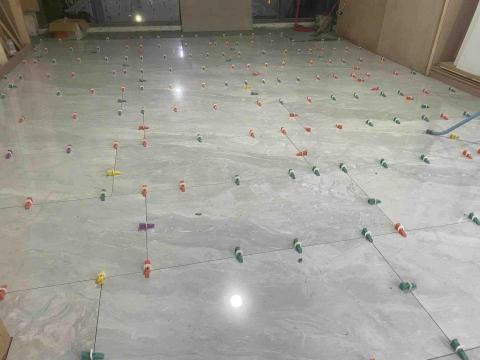 林哲宇（地磚古天樂） - 