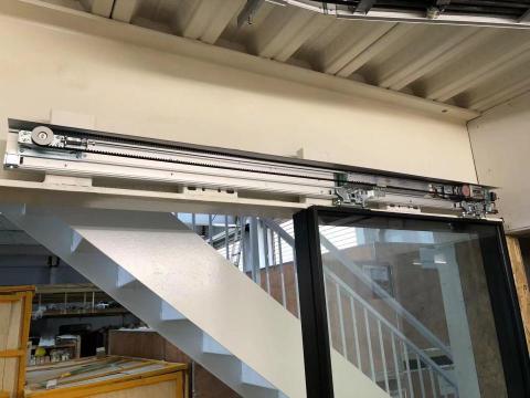 德國皇冠自動門機 - 