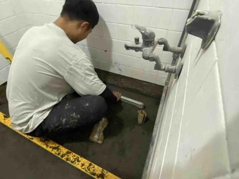 林哲宇（地磚古天樂） - 