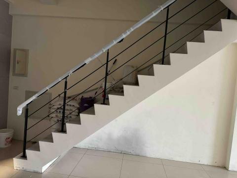 九九櫸木扶手 - 三度空間（封管）