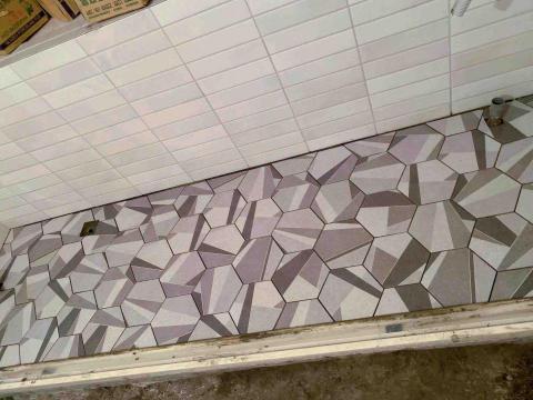 林哲宇（地磚古天樂） - 