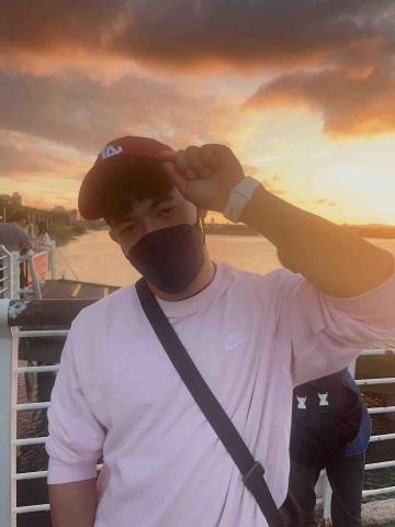 提供有氧運動在家服務的專家Liu