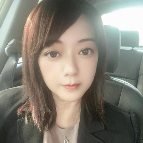 提供代購服務的專家Amy