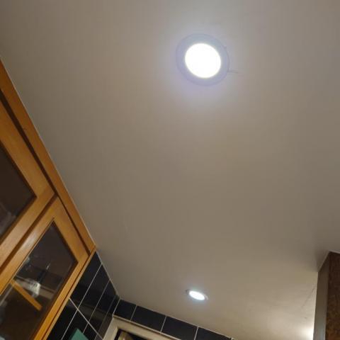 陳尼克 - 筒燈更換成 LED 崁燈