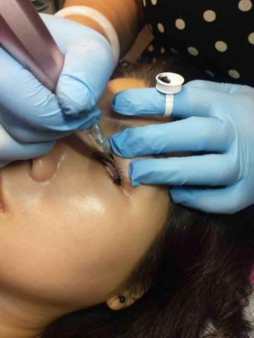 沛登美容美髮造型館 - 隱形眼線 沛登美容美髮造型館 - 隱形眼線