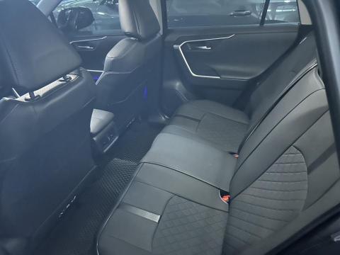 樂樂機場接送 - 2024年最新式 RAV4 5.5代 滿額安全配備