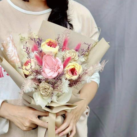 賴霈瑜 - 客製花束