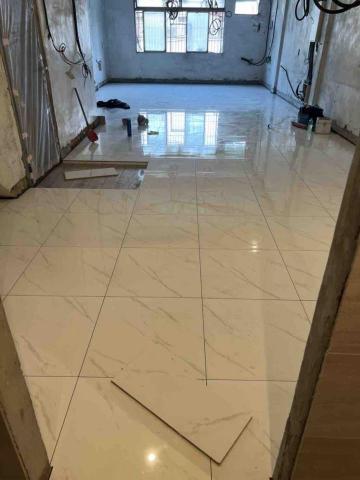 兆鈞室內裝修 - 統包。整體客廳玄關磁磚。 兆鈞室內裝修 - 統包。整體客廳玄關磁磚。