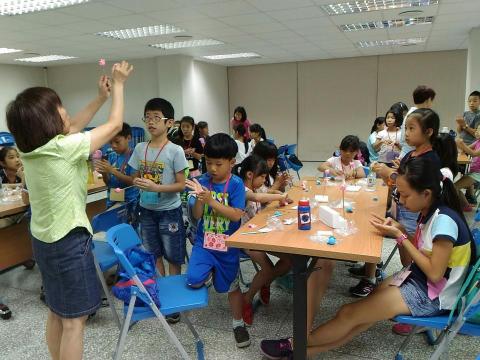 陳蕙姬 - 松山農會黏土教學