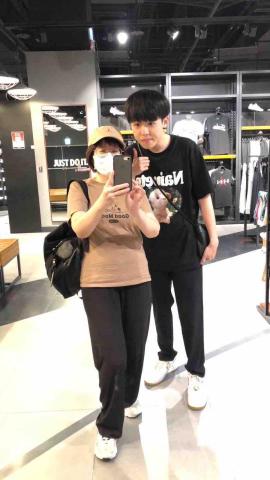 提供新竹到府美甲服務的專家張家偉