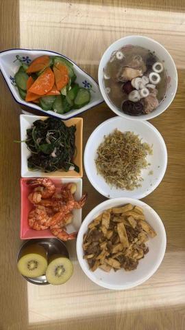 鄭韻伶 - 月子餐