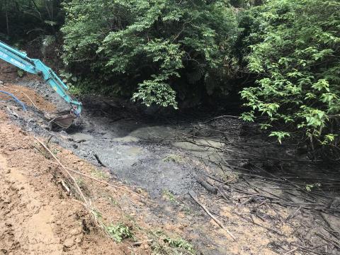 翊竣工程行 - 魚塘整修清理抽水作業