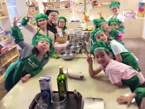 Mia Chan - 英文教烘焙