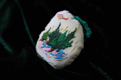 potatogiraffe -  刺繡作品