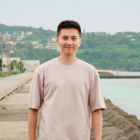 提供刮痧器具服務的專家張志朋