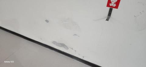 你為什麼不問問神奇海螺呢 - 牆面整修前