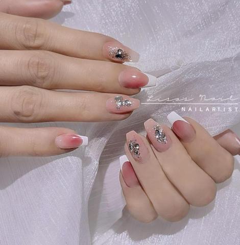 Lisa’s Nail時尚美學 - 