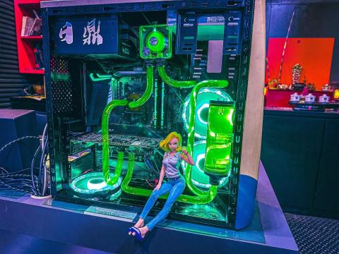 鋐鑫數位 - 電腦手工水冷系統設計