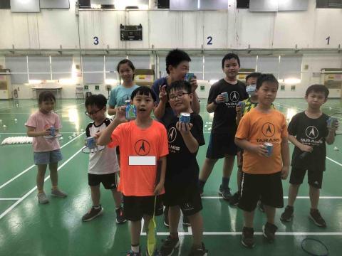 陳旻鑫 羽球學院 -  兒童育樂營