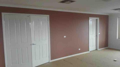 易勝油漆工程 -  跳色牆完成面