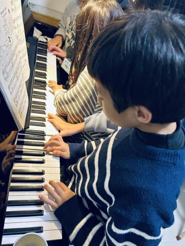 Annie's music studio - 