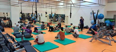 QIU - 年長者團課示範動作