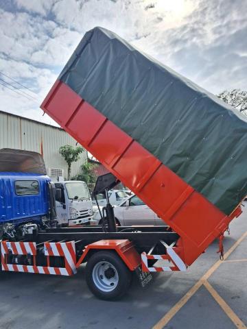 劉東明 - 五噸貨車