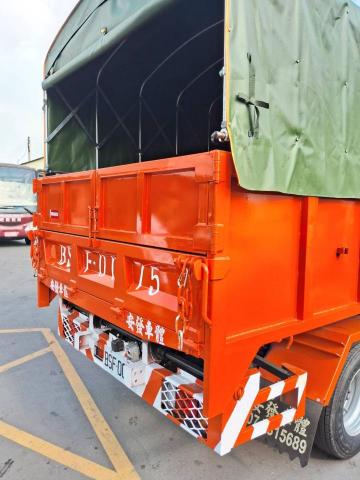 劉東明 - 五噸貨車