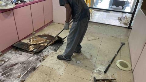 啟聖工程 - 塑膠地板拆除