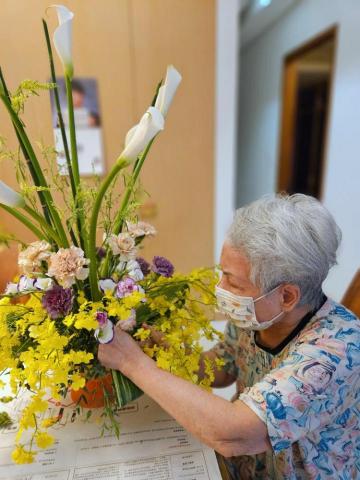 Milk's花藝×芳療×藝術手作工作室 - 樂齡花藝課
