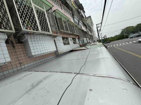 寅禾工程行 - 採光罩更換