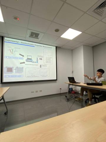 Clara Lee/英文家教 - 於台大化學工程系碩班合作全英科展