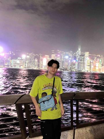 提供桌球服務的專家欒立康