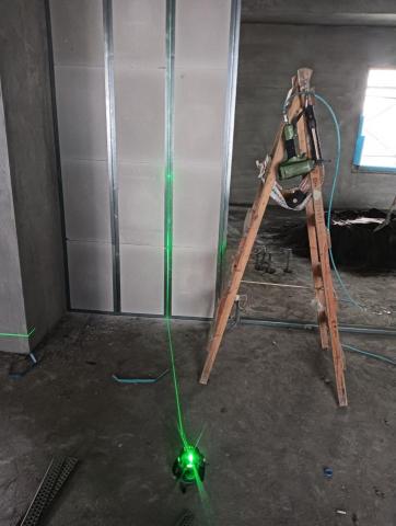 胡皇凱 - 輕隔間