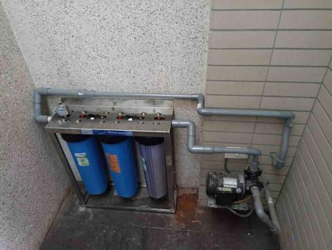 侑昇水電工程 - 大胖過濾器安裝