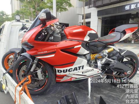 軒哥重機托運王 - 台北內湖-高雄小港專車杜卡迪959 軒哥重機托運王 - 台北內湖-高雄小港專車杜卡迪959