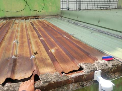 宇誠鐵工所 - 林園場-屋頂鏽蝕破裂