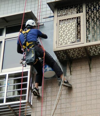 銘亮清潔工程行 - 外牆抓漏工程